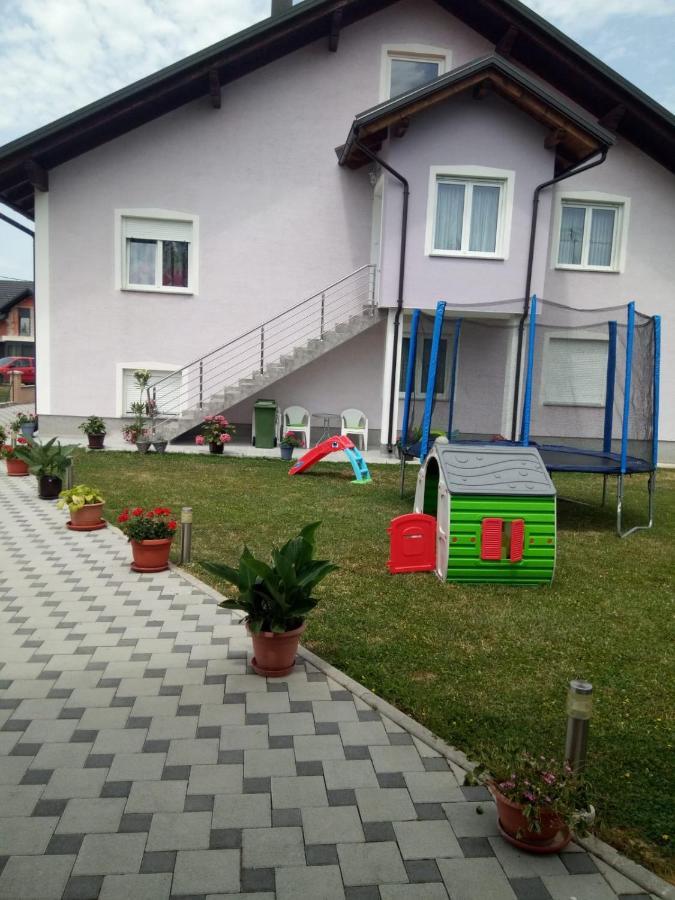 Apartment Karmen Gospić