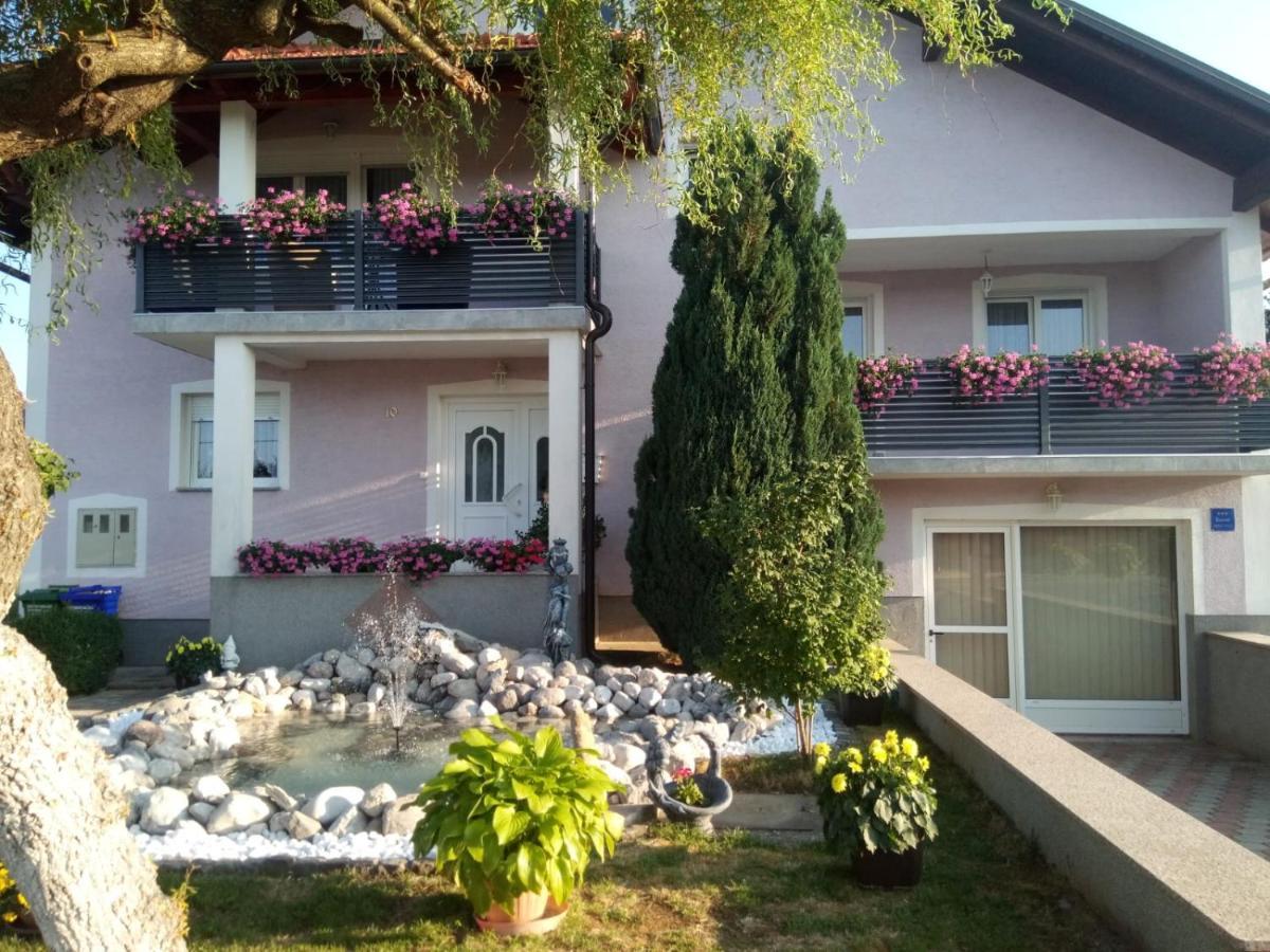Karmen Apartment Gospić